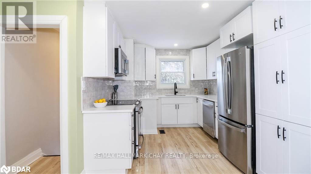 255 Calford Street, Essa, Ontario  L0M 1B0 - Photo 17 - N12701288