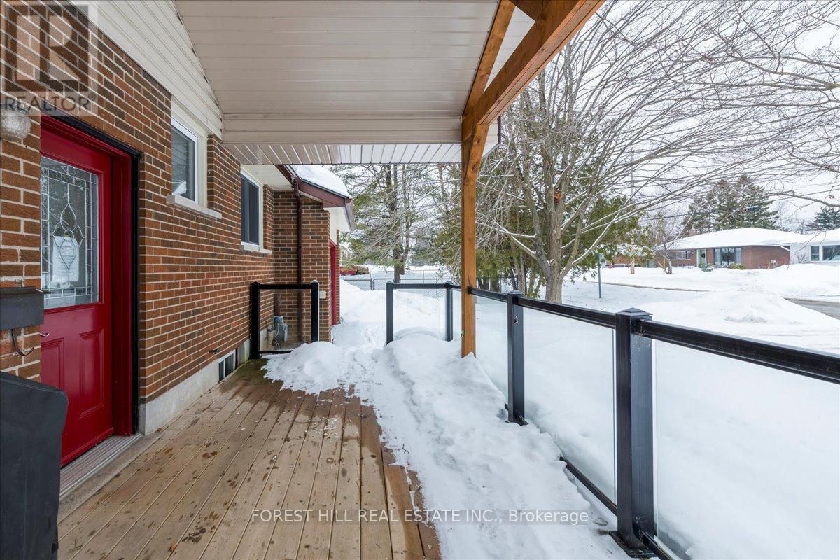 267 Lawrence Avenue, Orillia, Ontario  L3V 5M5 - Photo 4 - S12701324