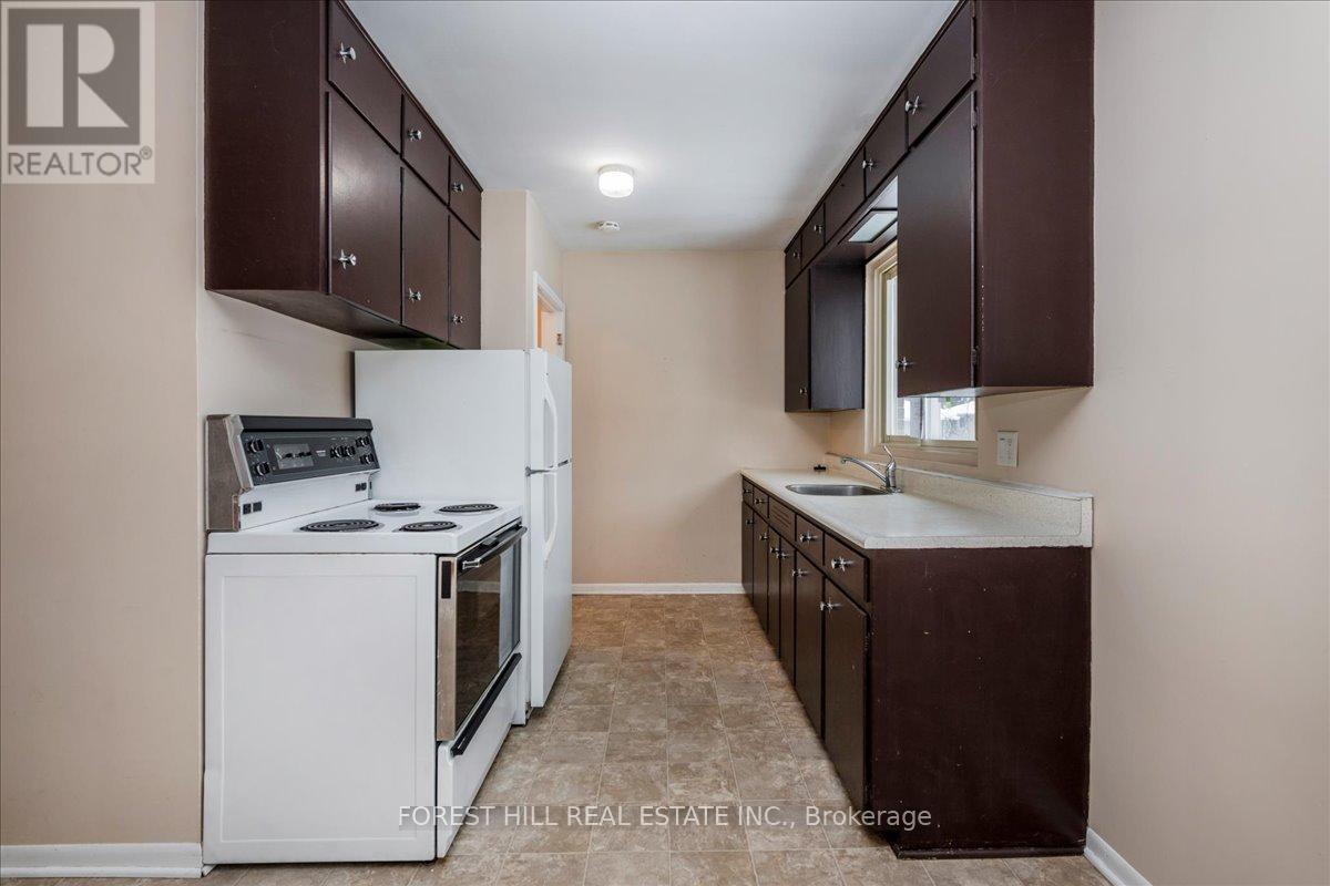 267 Lawrence Avenue, Orillia, Ontario  L3V 5M5 - Photo 5 - S12701324