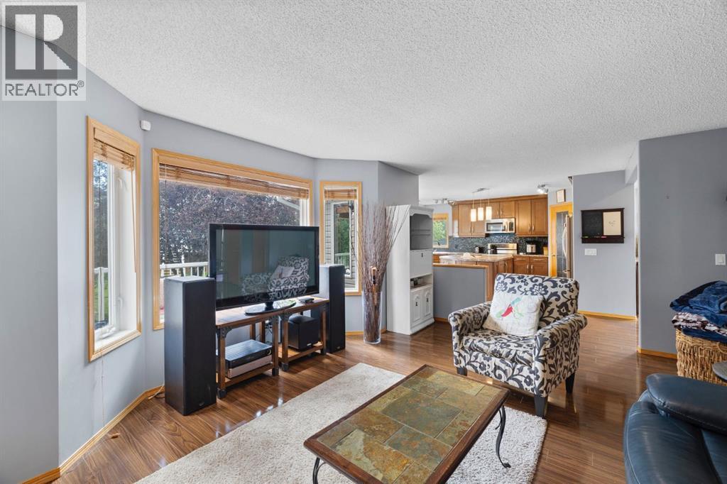 168 Fairways Drive Nw, Airdrie, Alberta  T4B 2R8 - Photo 11 - A2268174