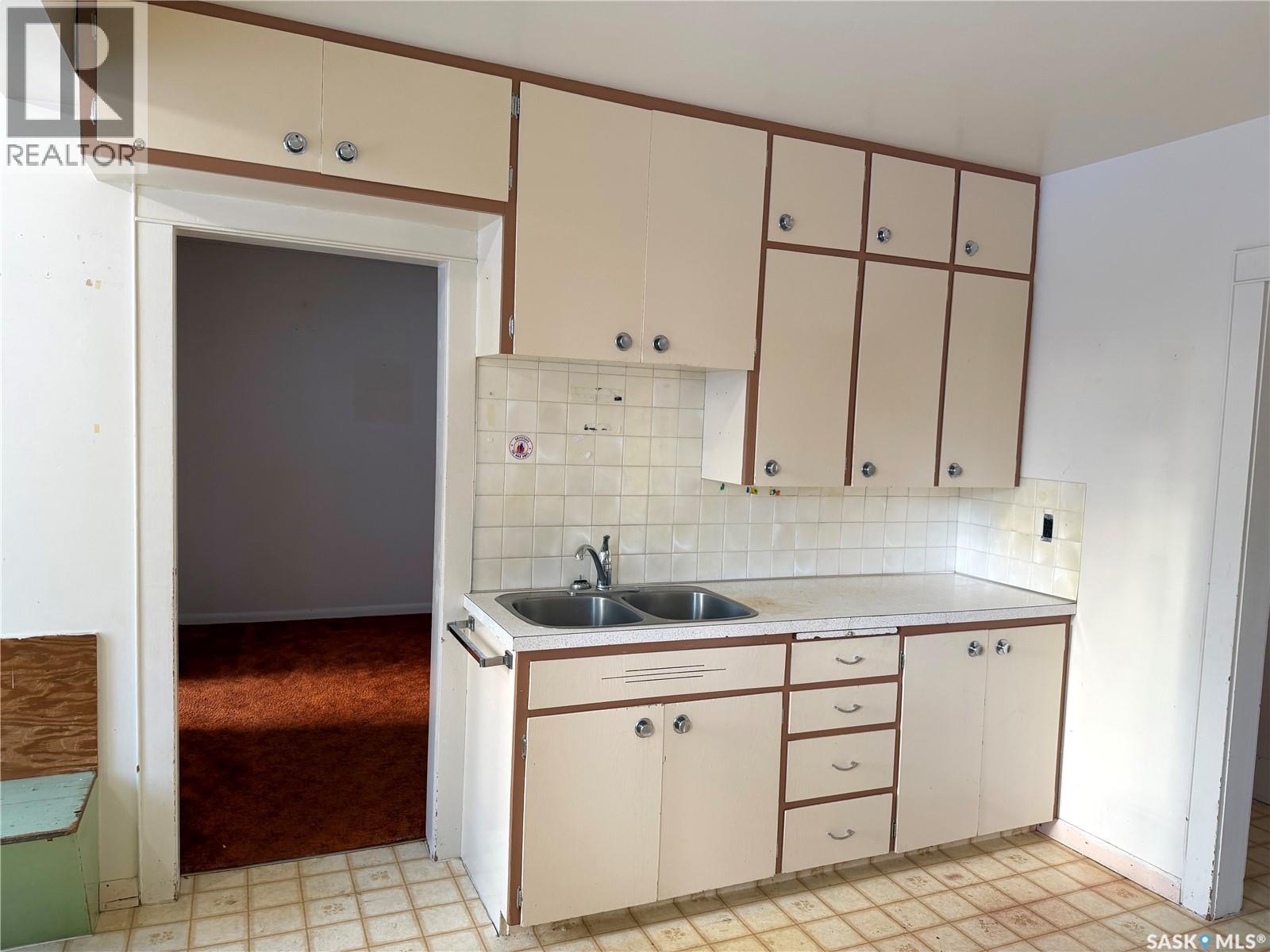 208 Main Street, Rabbit Lake, Saskatchewan  S0M 2L0 - Photo 4 - SK026917