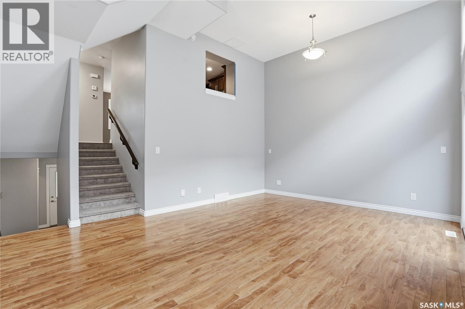 405 212 Willis Crescent, Saskatoon, Saskatchewan  S7T 0R7 - Photo 5 - SK026914