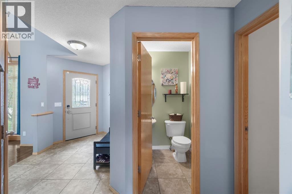 168 Fairways Drive Nw, Airdrie, Alberta  T4B 2R8 - Photo 19 - A2268174