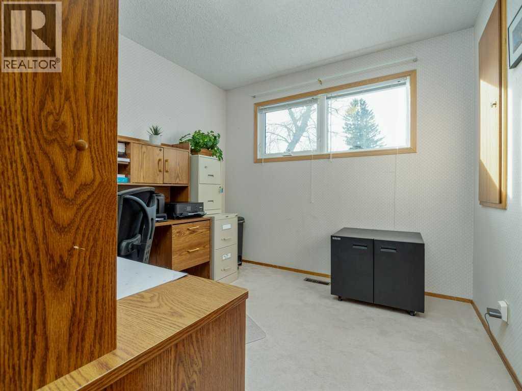 2017 16 Street N, Lethbridge, Alberta  T1H 4W6 - Photo 21 - A2279260