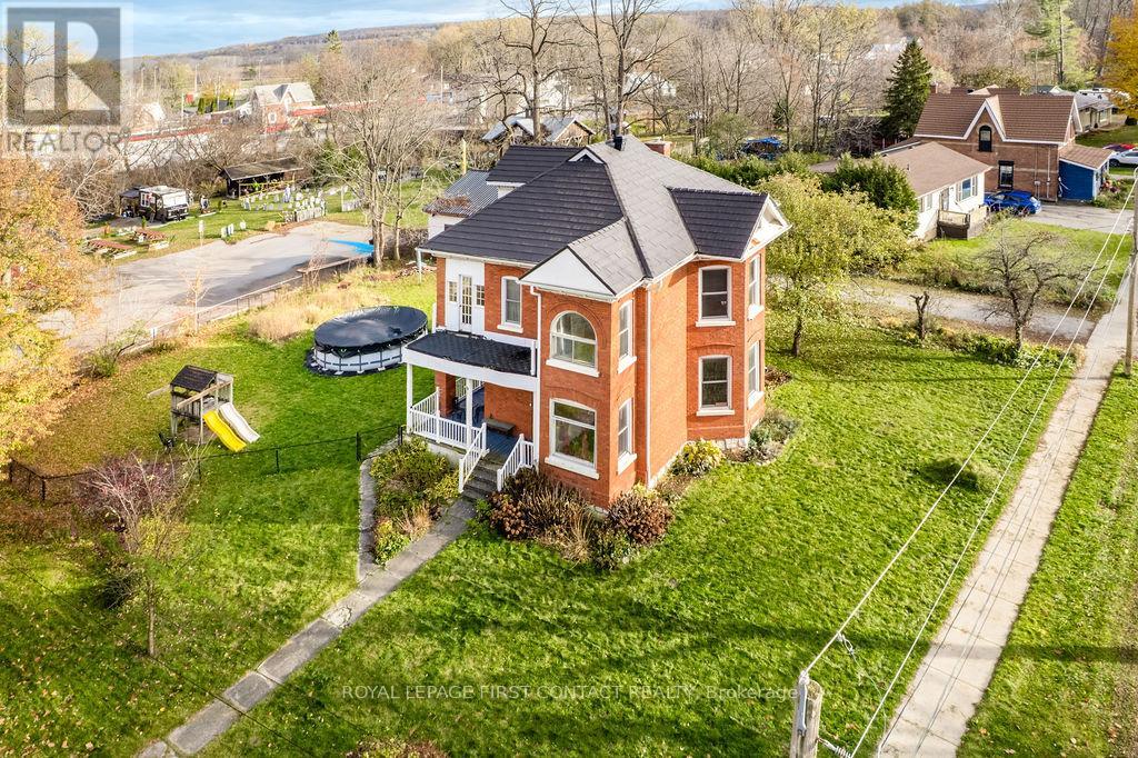 5 Mill Street, Severn, Ontario  L0K 1E0 - Photo 2 - S12502232