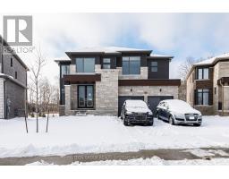 176 ROSEANNE CIRCLE, Wasaga Beach, Ontario