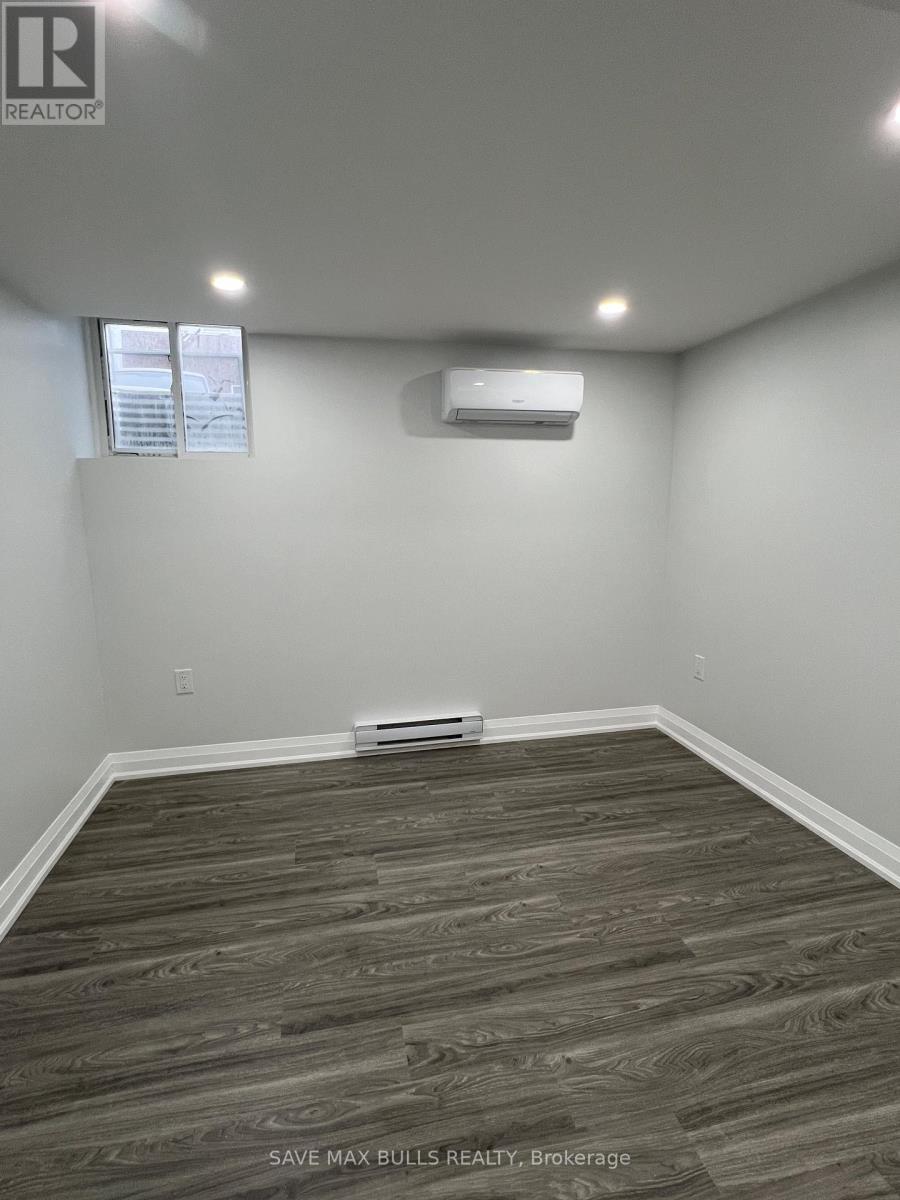 15 Golden Gate Drive, Brampton, Ontario  L6S 2K4 - Photo 20 - W12700124