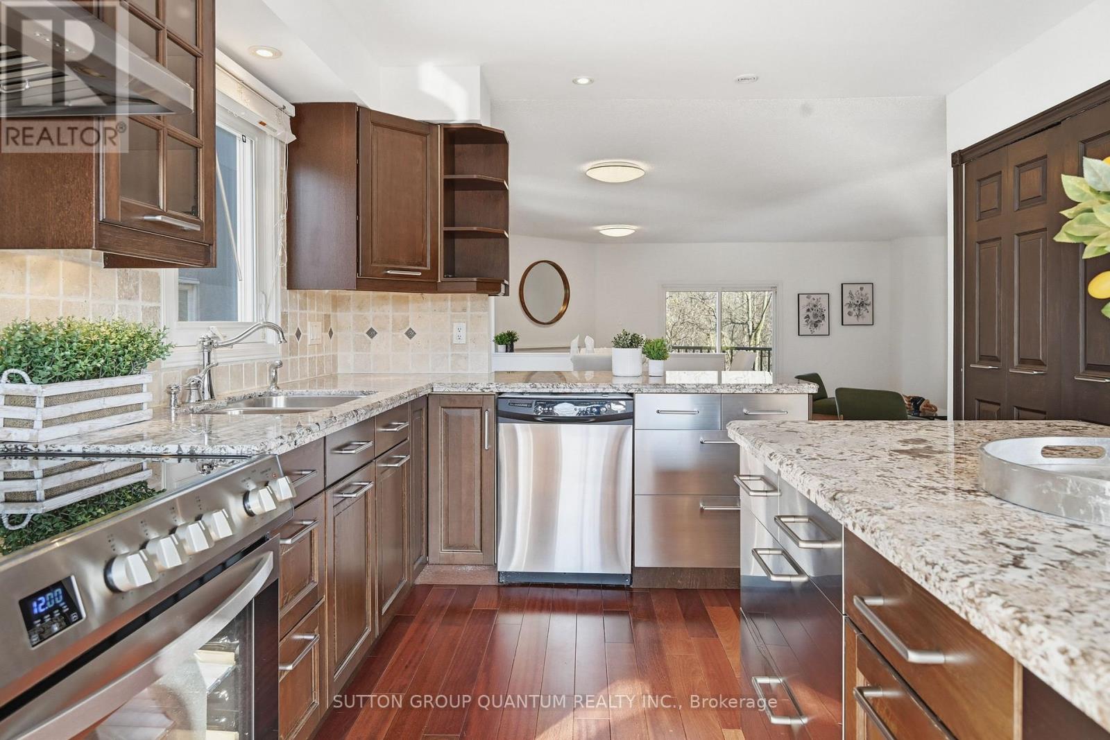 1507 Litchfield Road, Oakville, Ontario  L6H 5P4 - Photo 16 - W12701186