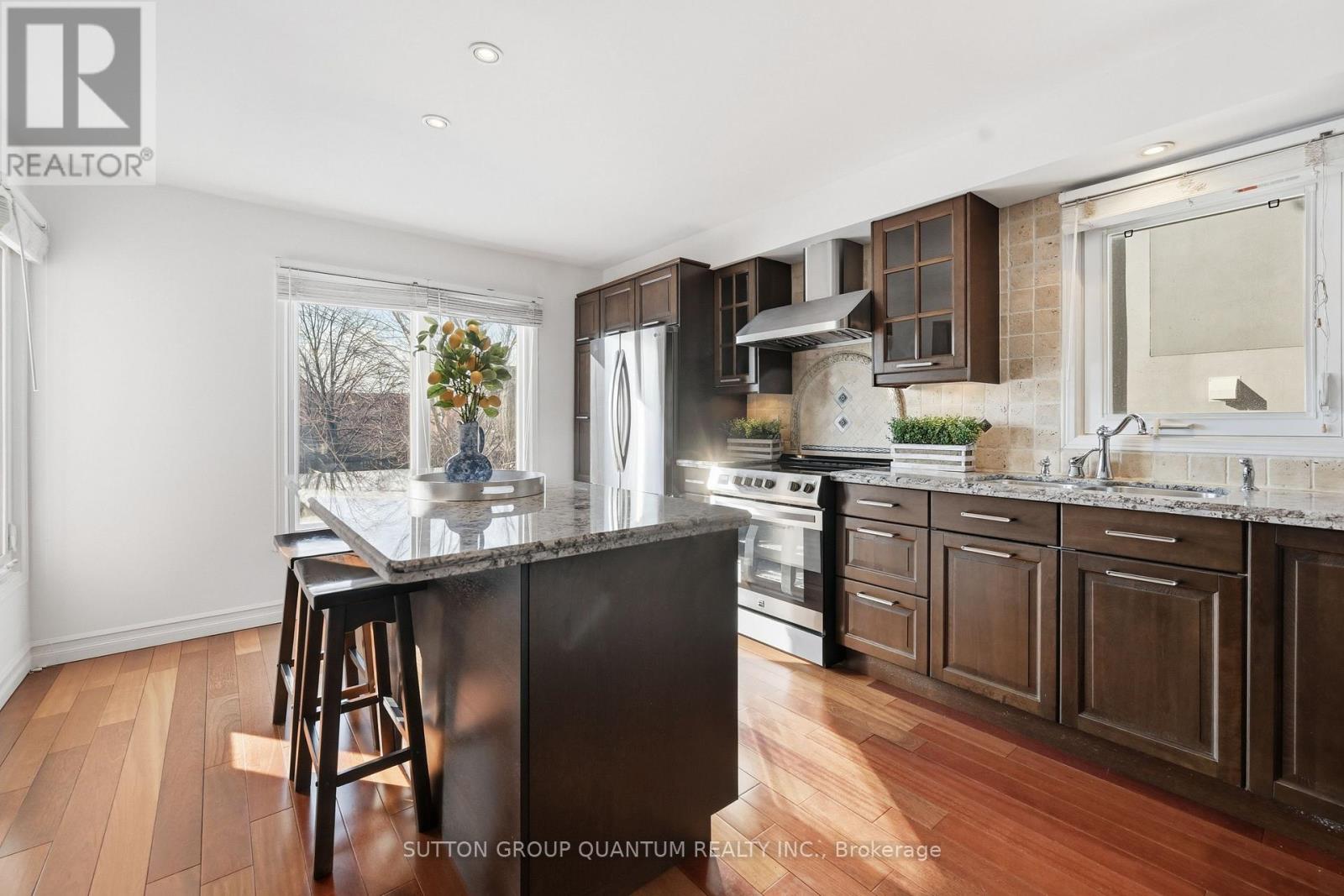 1507 Litchfield Road, Oakville, Ontario  L6H 5P4 - Photo 8 - W12701186