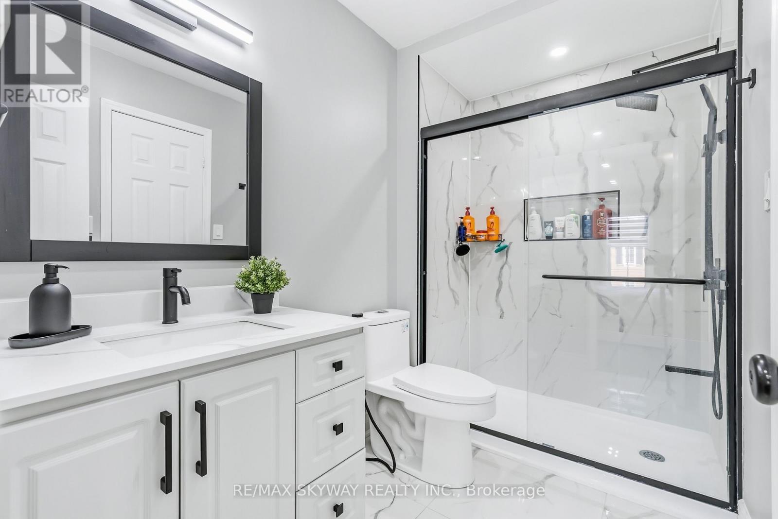 3 - 2 Clay Brick Court Nw, Brampton, Ontario  L6V 4M1 - Photo 29 - W12701210