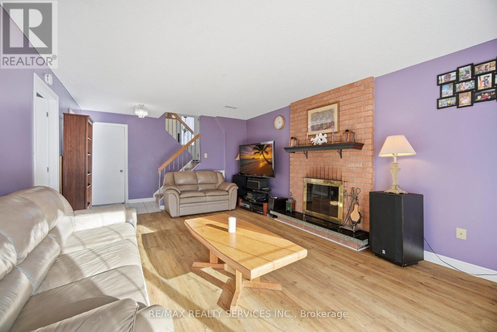 18 Myna Court, Brampton, Ontario  L6S 4H8 - Photo 33 - W12701224