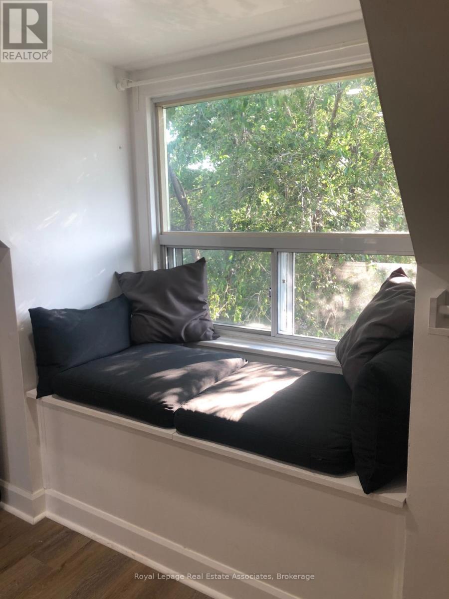 2283 Dundas Street W, Toronto, Ontario  M6R 1X6 - Photo 7 - W12701248