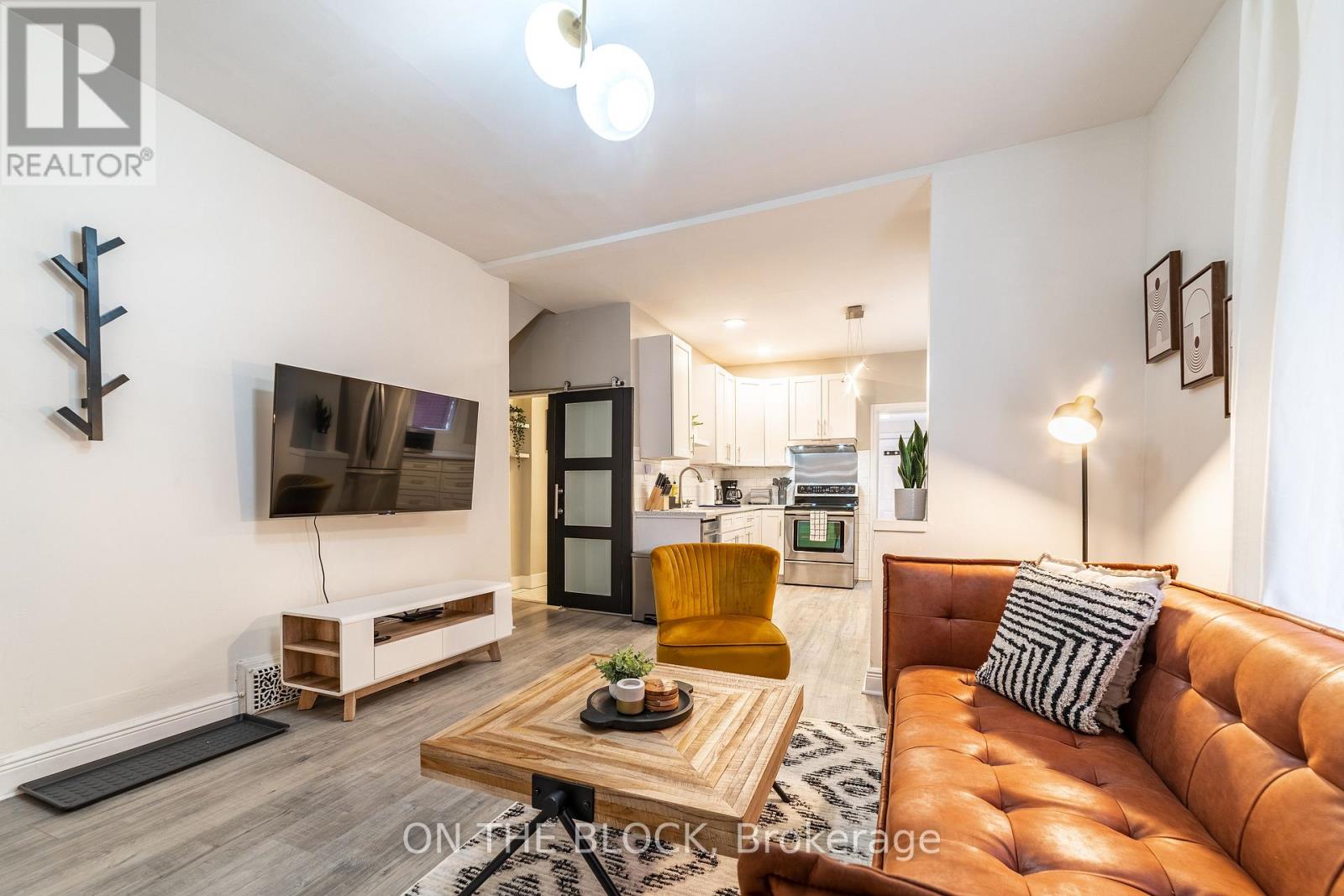 19 Century Street, Hamilton, Ontario  L8L 1V7 - Photo 6 - X12701214