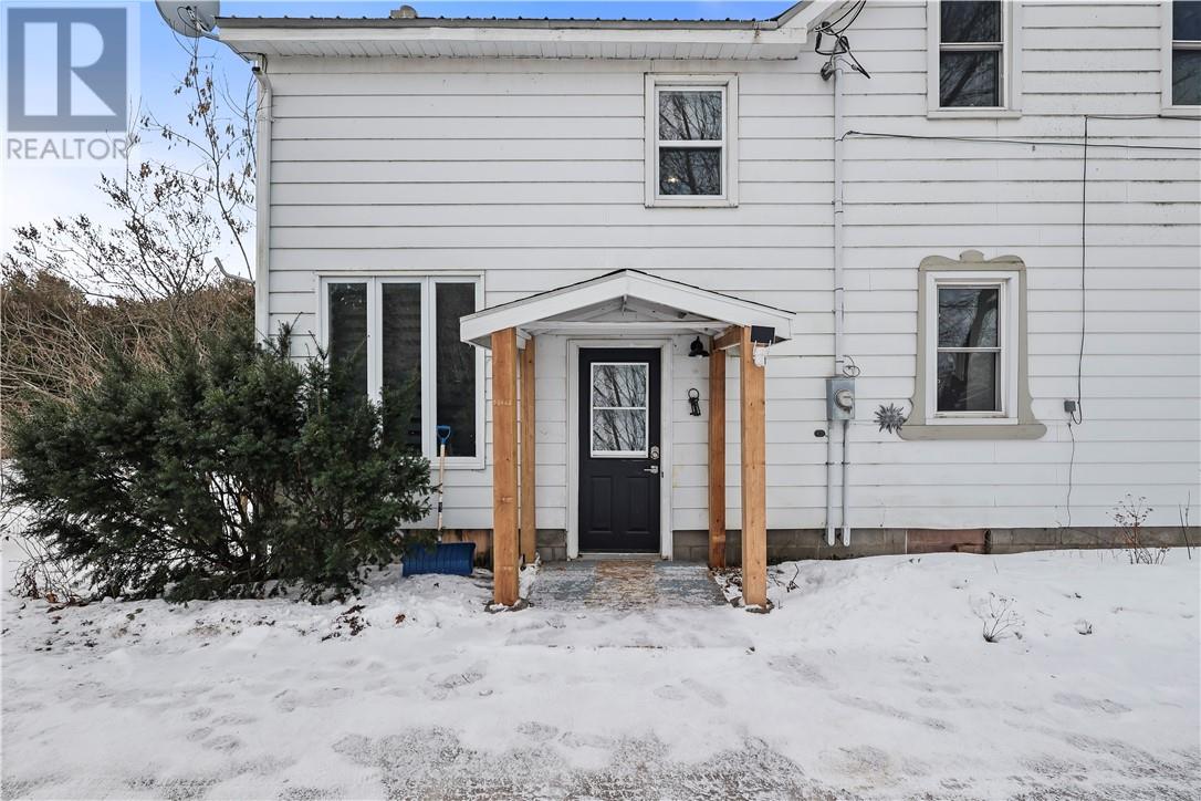 11 Cherry Lane, Little Current, Ontario  P0P 1K0 - Photo 4 - 2126098