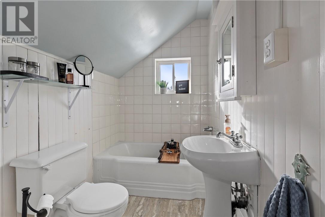 11 Cherry Lane, Little Current, Ontario  P0P 1K0 - Photo 36 - 2126098