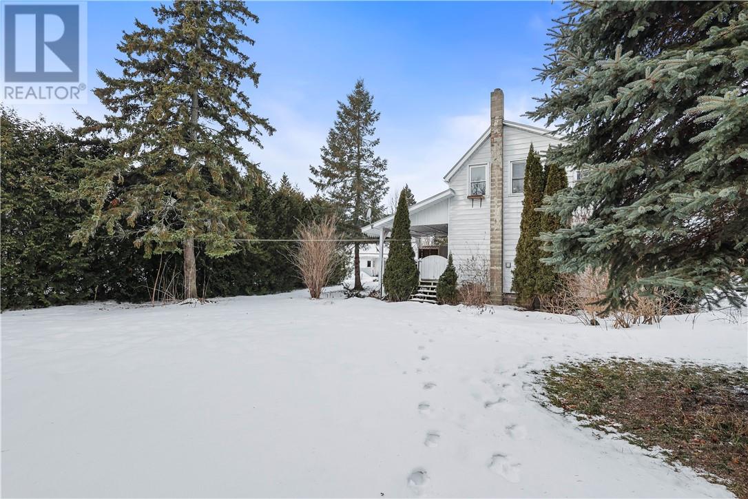 11 Cherry Lane, Little Current, Ontario  P0P 1K0 - Photo 6 - 2126098