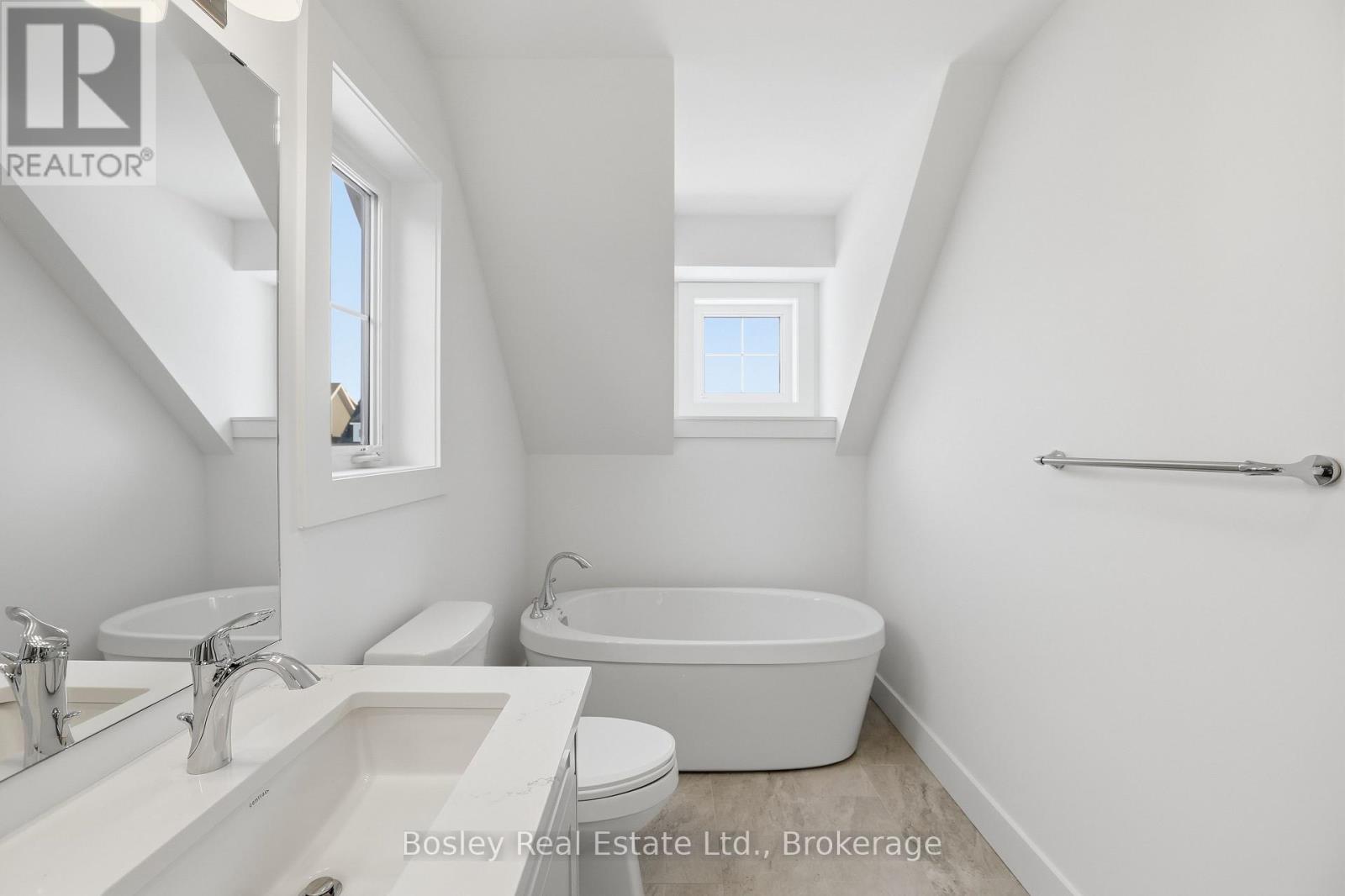 130 White Oak Crescent, Blue Mountains, Ontario  L9Y 5T5 - Photo 19 - X12701342