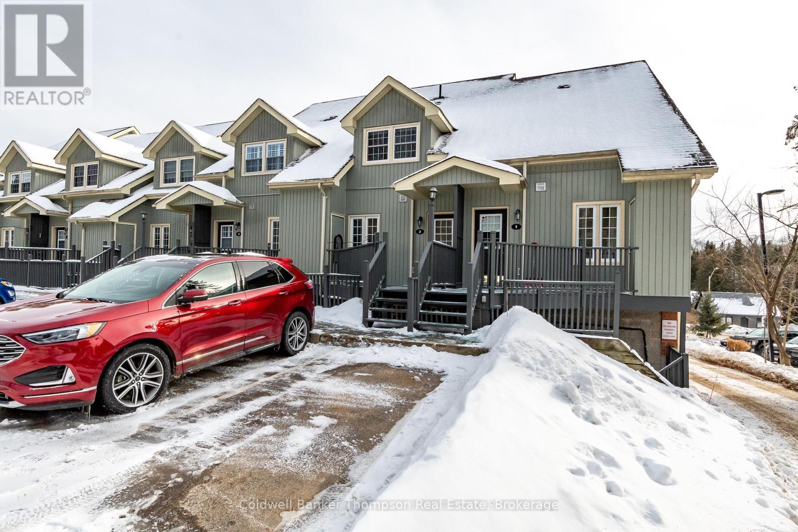 2 - 44 King William Street, Huntsville, Ontario  P1H 1G3 - Photo 2 - X12701364