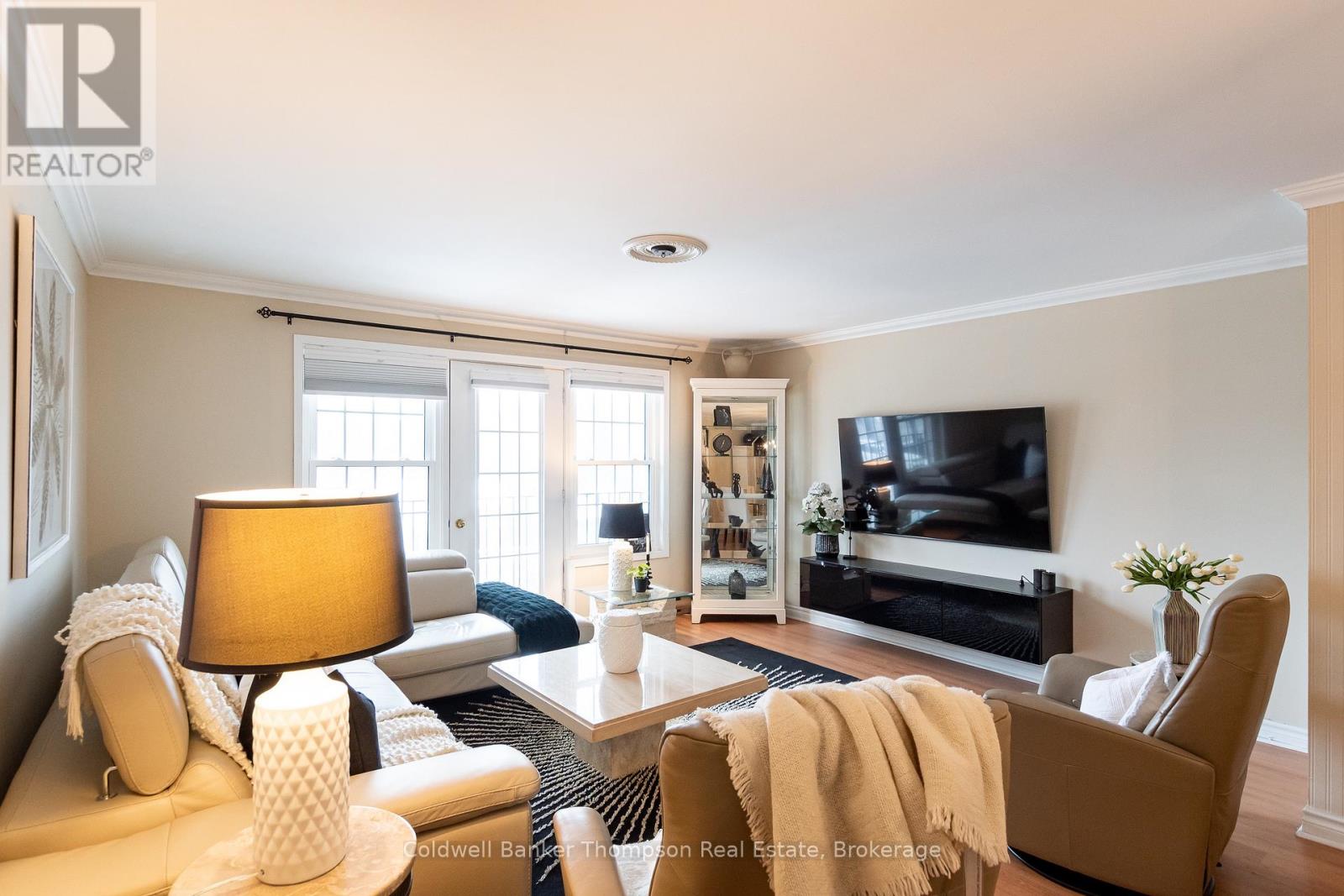 2 - 44 King William Street, Huntsville, Ontario  P1H 1G3 - Photo 4 - X12701364