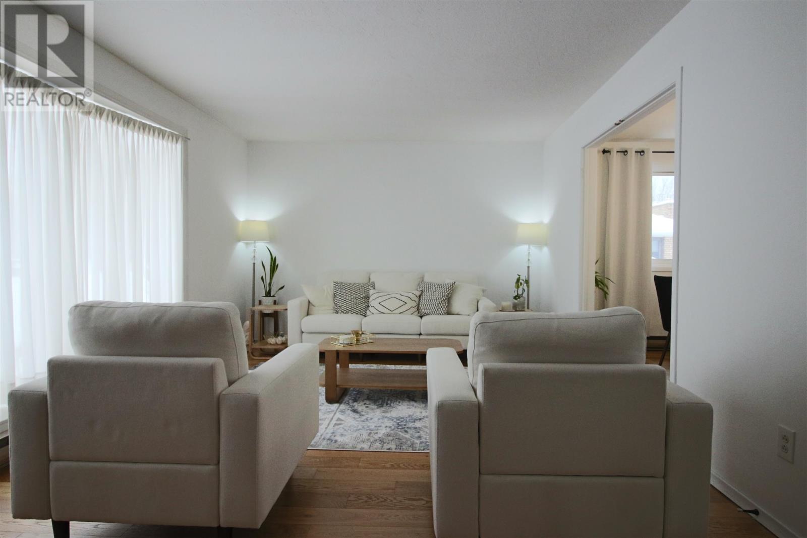 121 Centennial Ave, Sault Ste. Marie, Ontario  P6A 5B2 - Photo 5 - SM260092