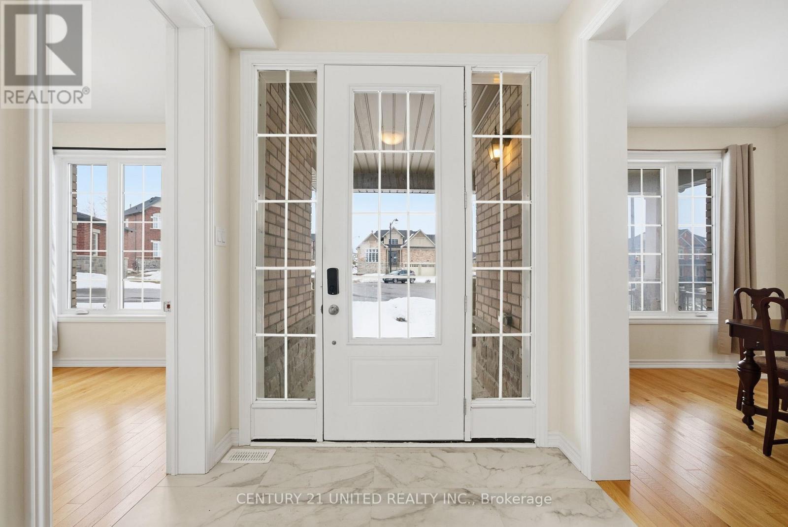 4 Golden Meadows Drive, Otonabee-South Monaghan, Ontario  K9J 0K6 - Photo 5 - X12701348