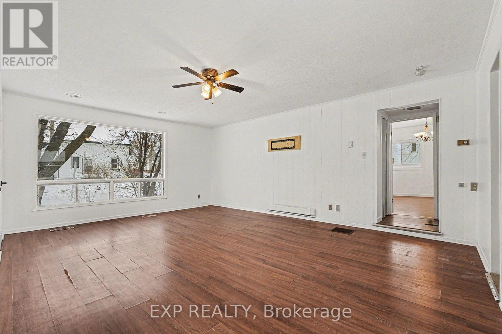 294 Moffatt Street, Carleton Place, Ontario  K7C 3L4 - Photo 10 - X12701372