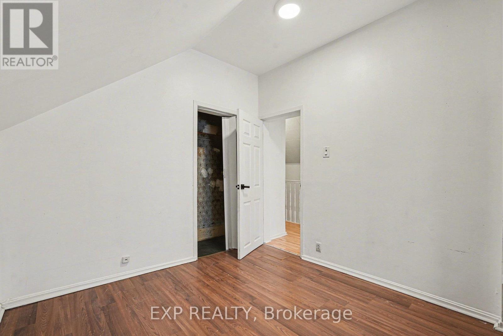 294 Moffatt Street, Carleton Place, Ontario  K7C 3L4 - Photo 18 - X12701372