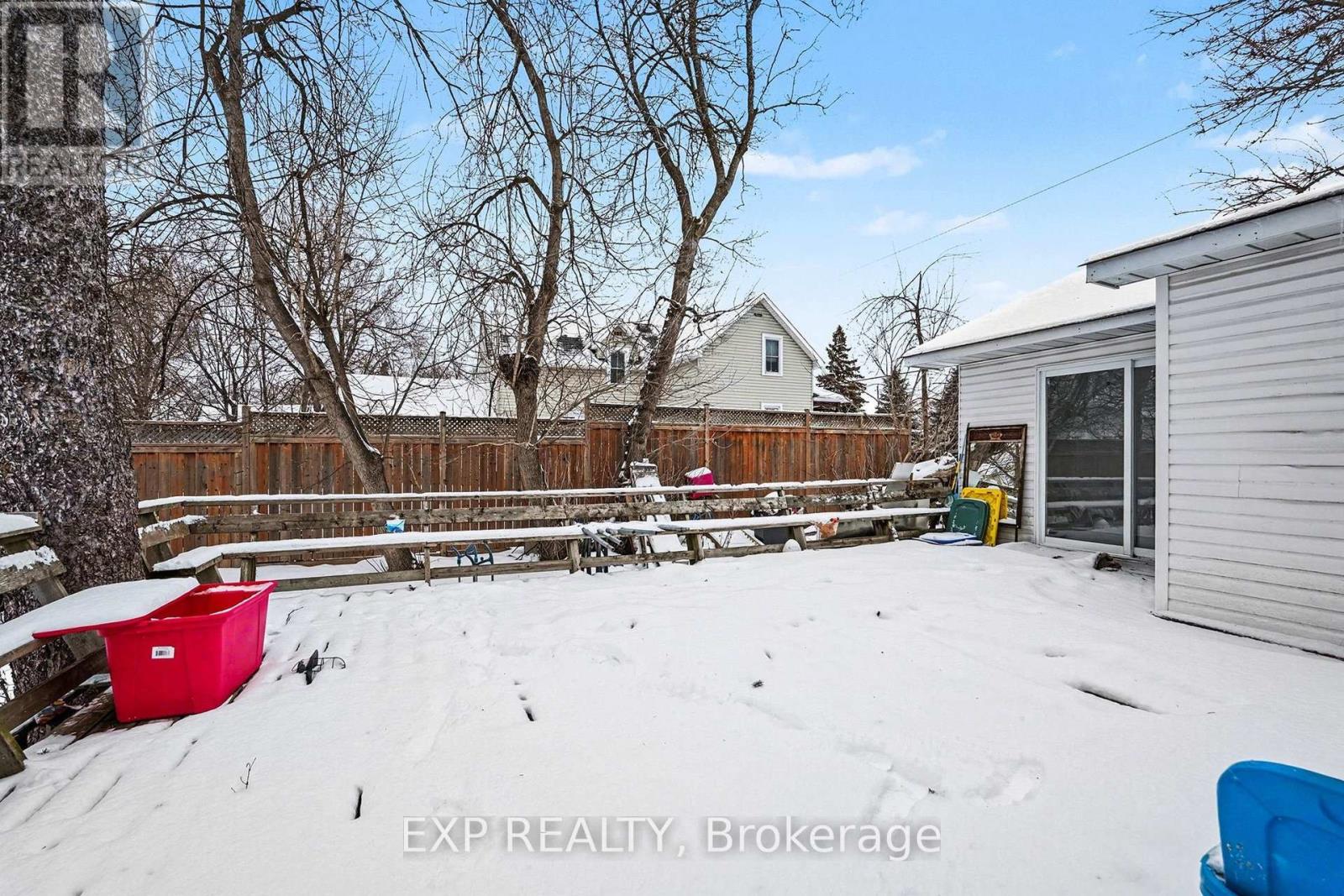 294 Moffatt Street, Carleton Place, Ontario  K7C 3L4 - Photo 22 - X12701372