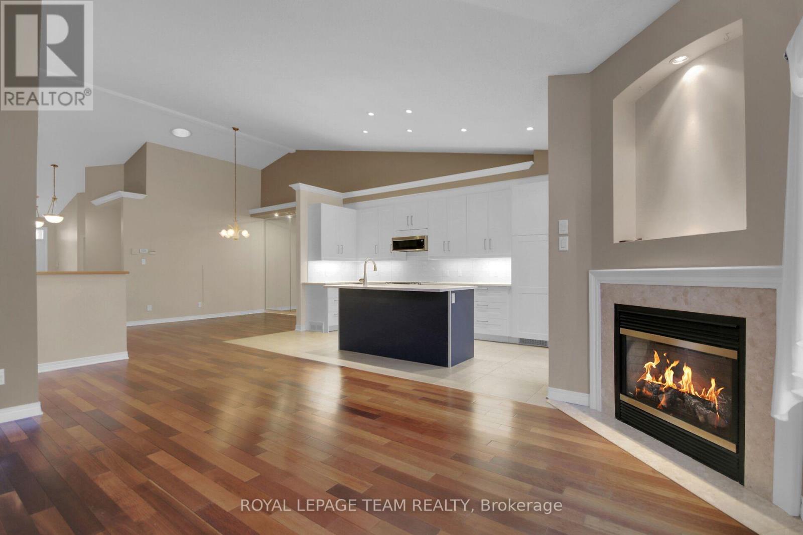 36 Sable Run Drive, Ottawa, Ontario  K2S 1W8 - Photo 14 - X12701396