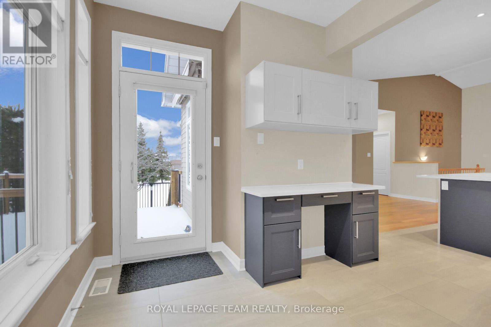 36 Sable Run Drive, Ottawa, Ontario  K2S 1W8 - Photo 21 - X12701396