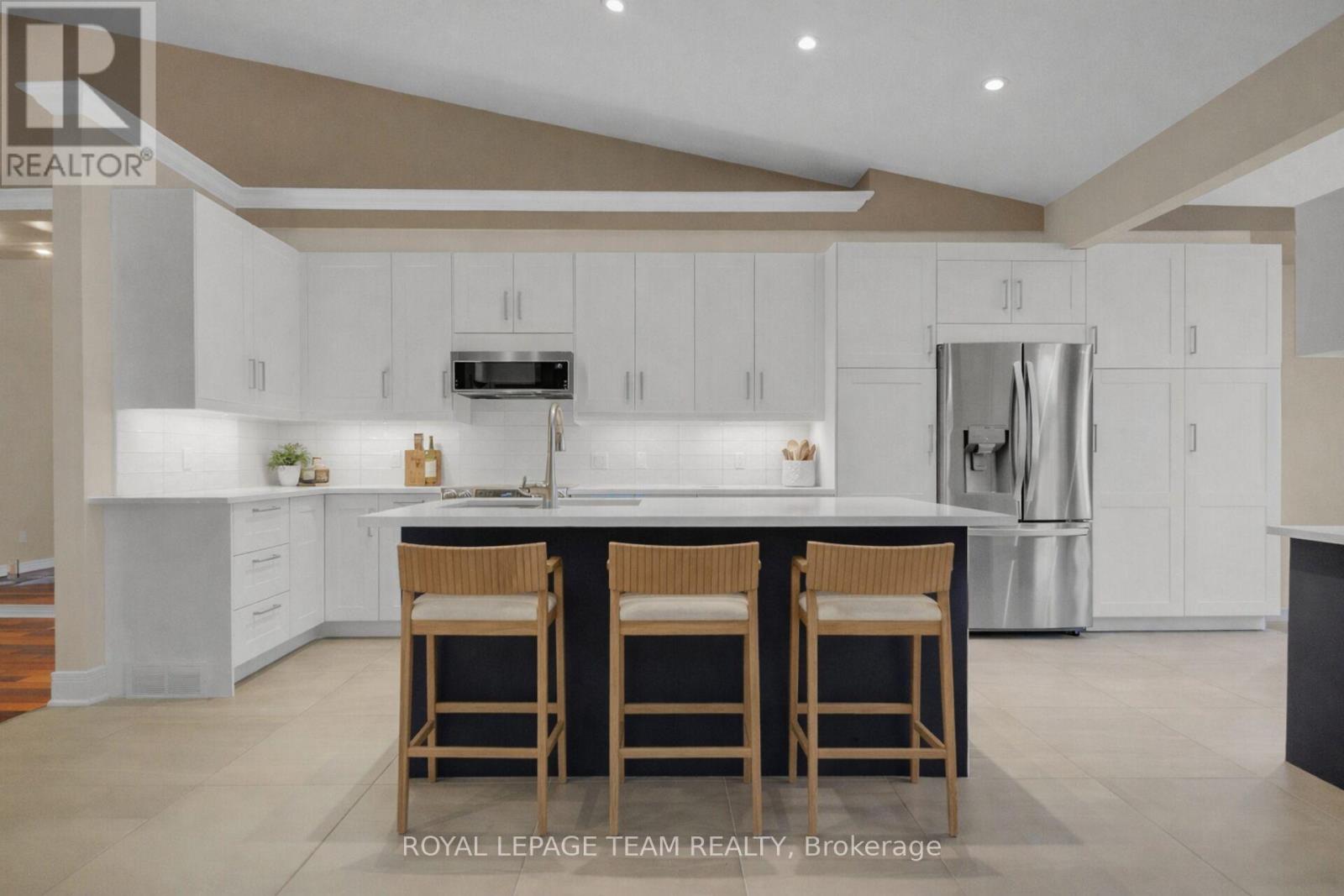 36 Sable Run Drive, Ottawa, Ontario  K2S 1W8 - Photo 26 - X12701396