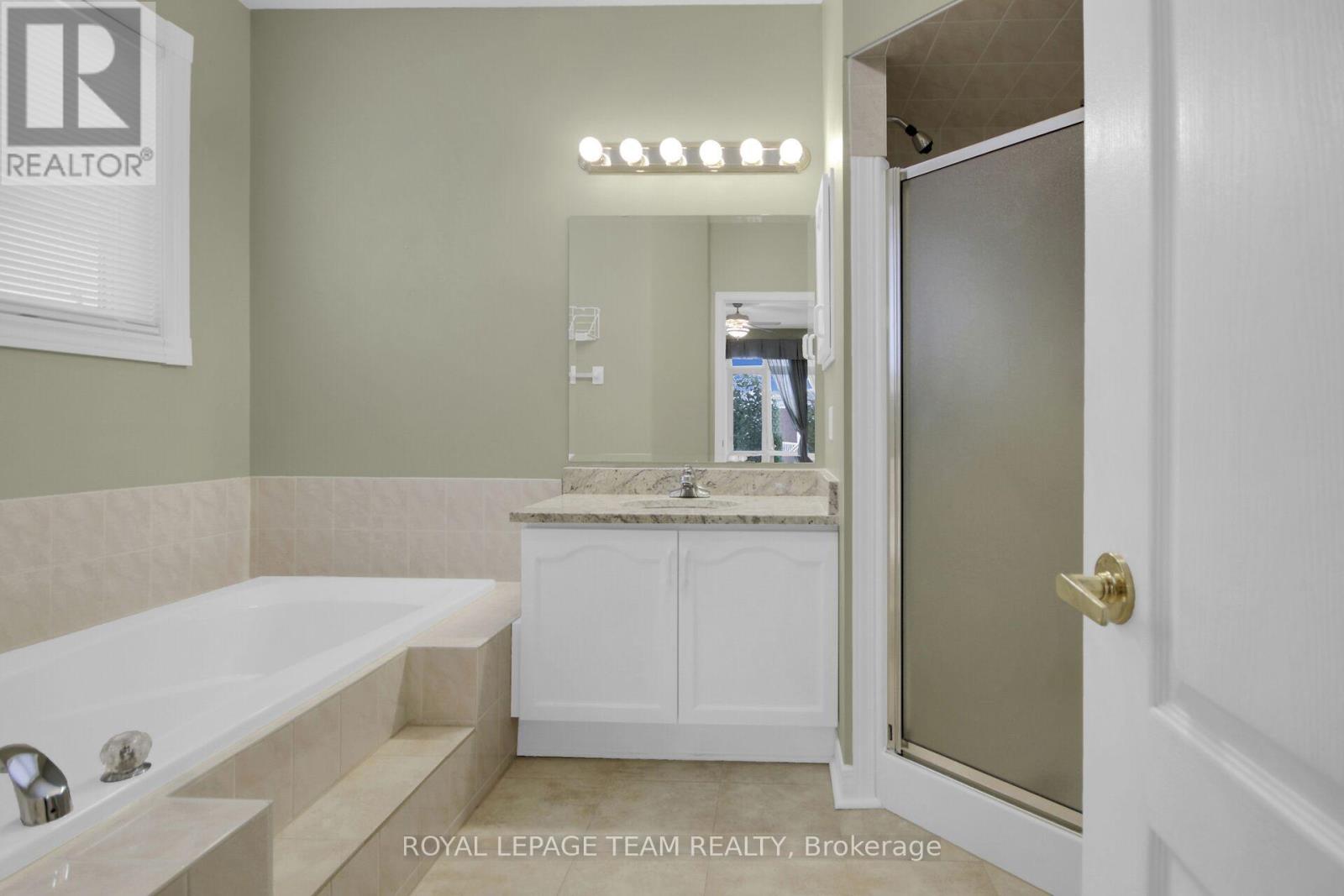 36 Sable Run Drive, Ottawa, Ontario  K2S 1W8 - Photo 31 - X12701396