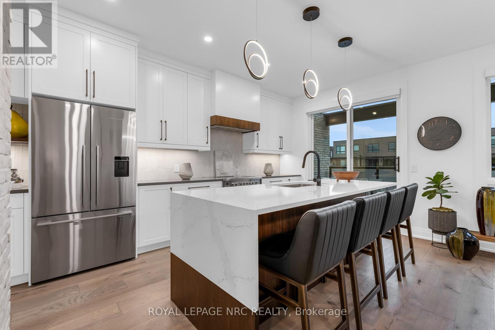 88 Moody Street, Pelham, Ontario  L3E 0B3 - Photo 12 - X12701346