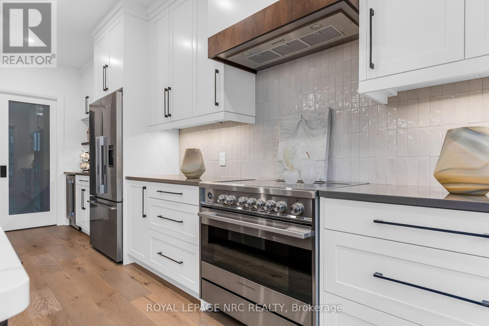 88 Moody Street, Pelham, Ontario  L3E 0B3 - Photo 15 - X12701346