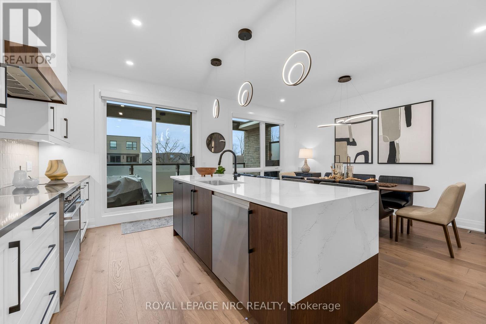 88 Moody Street, Pelham, Ontario  L3E 0B3 - Photo 16 - X12701346