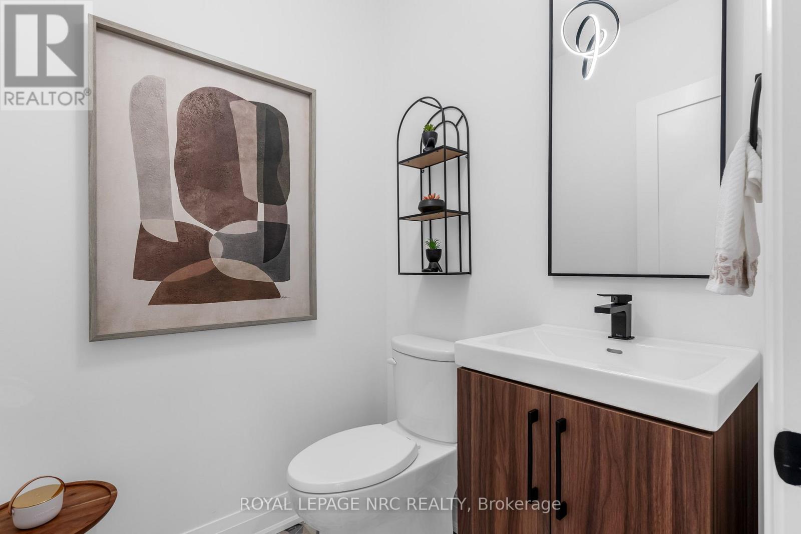 88 Moody Street, Pelham, Ontario  L3E 0B3 - Photo 18 - X12701346