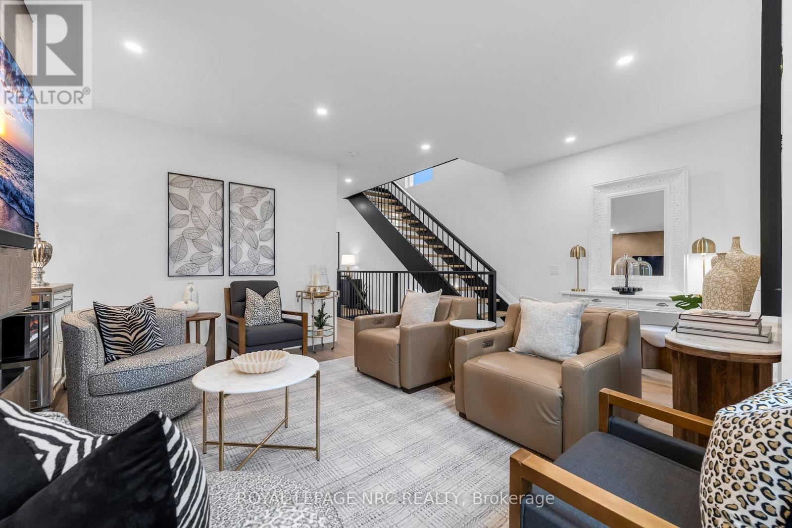 88 Moody Street, Pelham, Ontario  L3E 0B3 - Photo 20 - X12701346