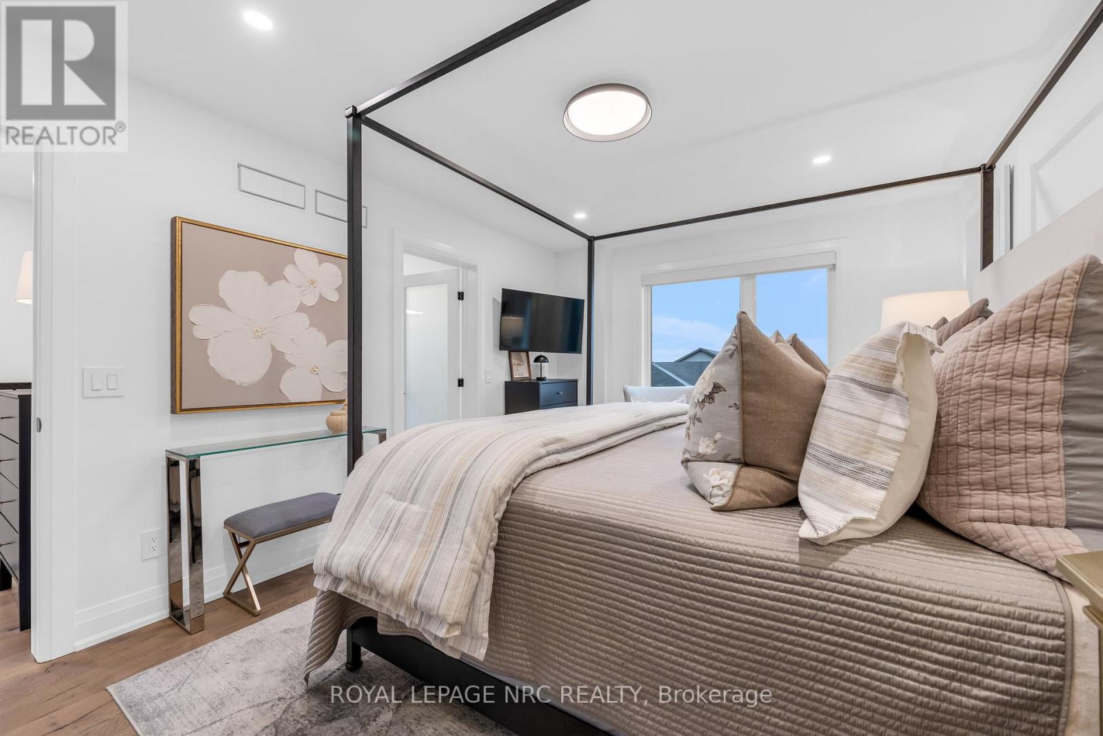 88 Moody Street, Pelham, Ontario  L3E 0B3 - Photo 26 - X12701346