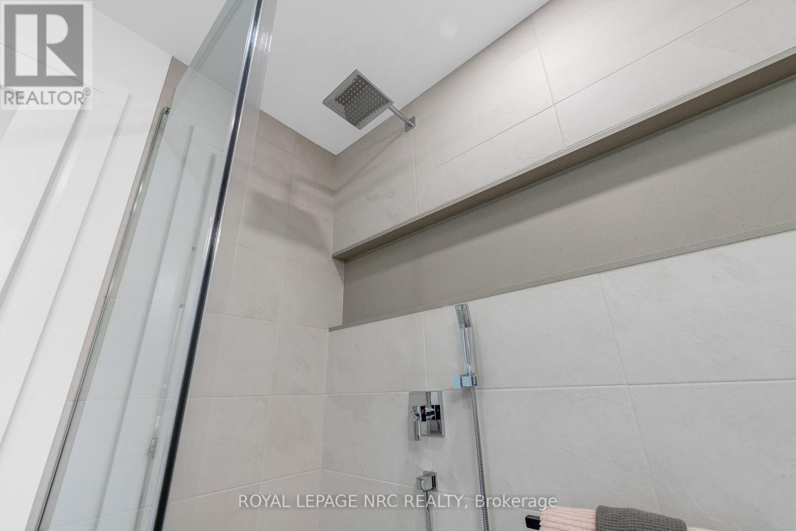 88 Moody Street, Pelham, Ontario  L3E 0B3 - Photo 30 - X12701346