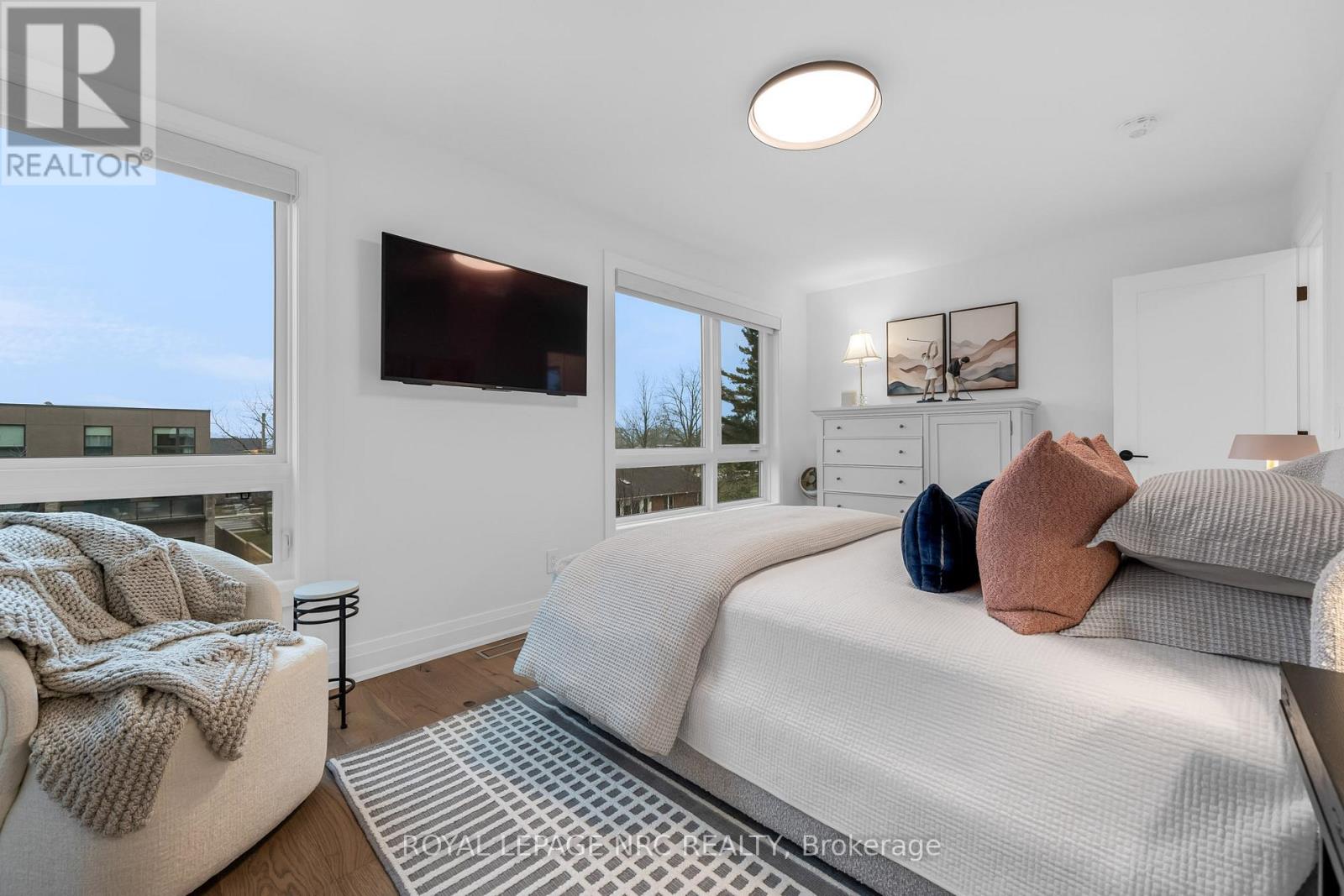 88 Moody Street, Pelham, Ontario  L3E 0B3 - Photo 35 - X12701346