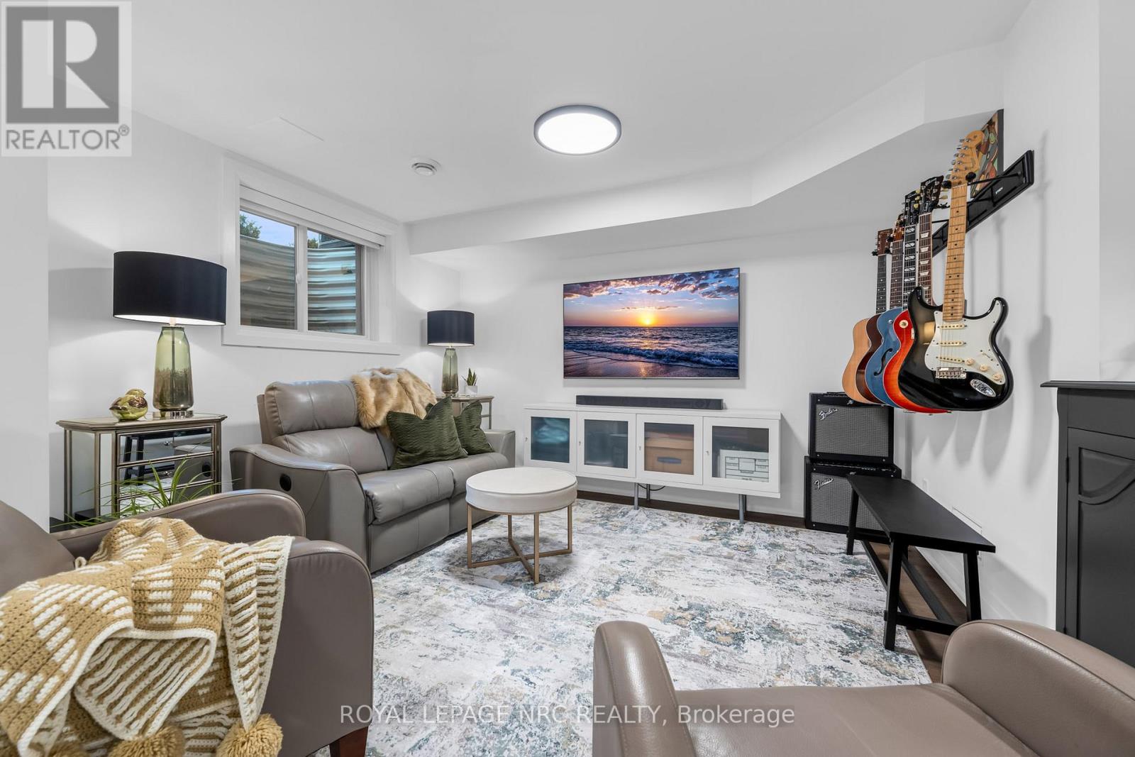 88 Moody Street, Pelham, Ontario  L3E 0B3 - Photo 38 - X12701346