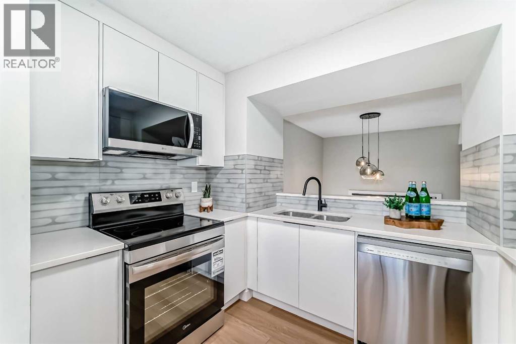 305, 919 38 Street Ne, Calgary, Alberta  T2A 6E1 - Photo 6 - A2277685