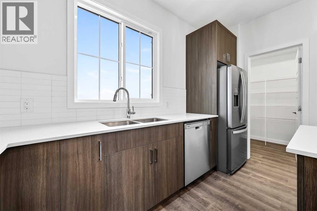 92 Creekside Drive Sw, Calgary, Alberta  T2X 6E2 - Photo 20 - A2279434