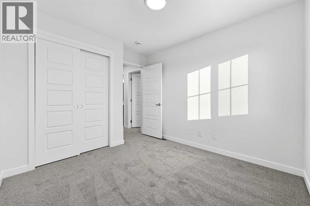 92 Creekside Drive Sw, Calgary, Alberta  T2X 6E2 - Photo 30 - A2279434