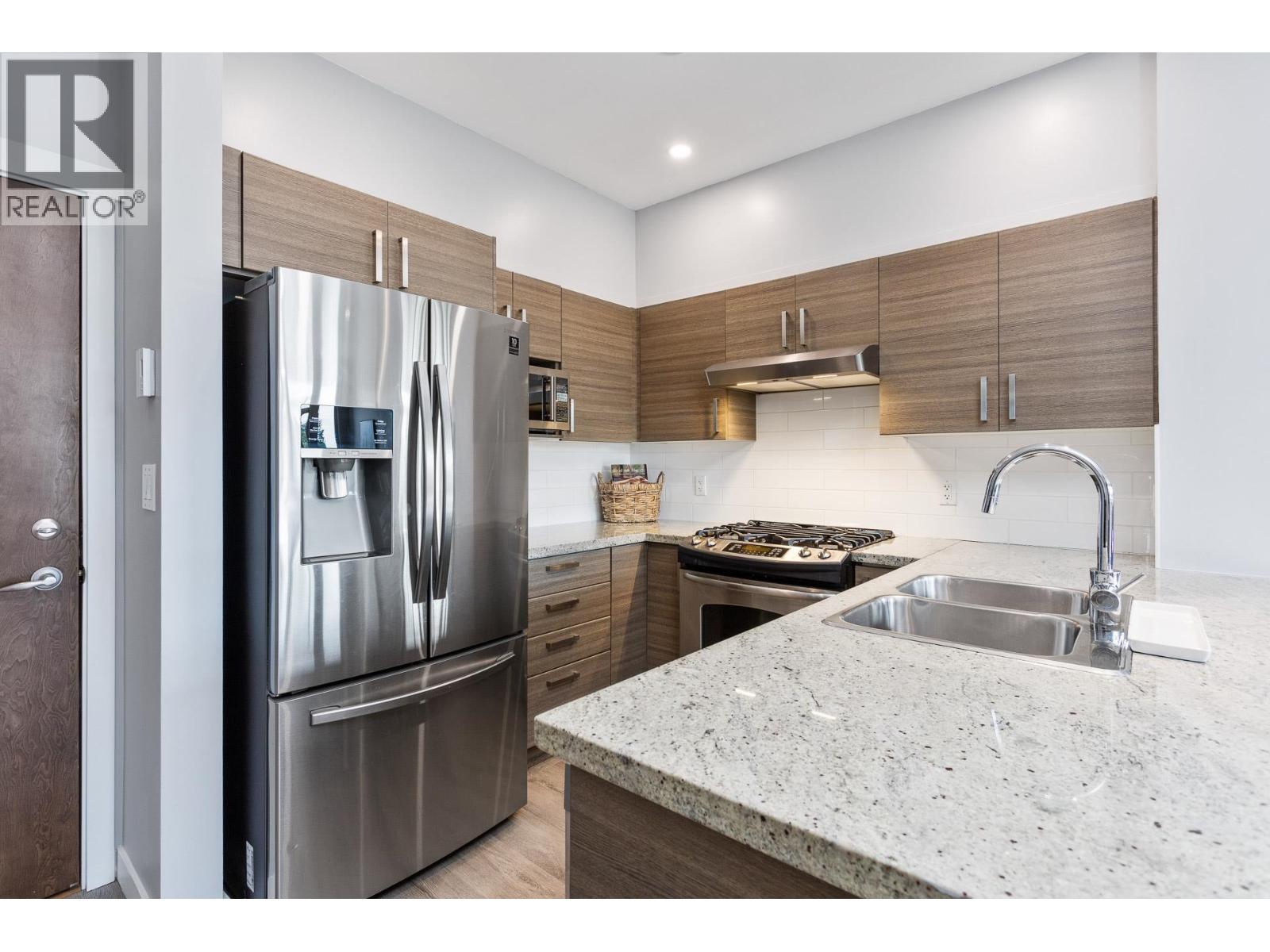 409 1153 Kensal Place, Coquitlam, British Columbia  V3B 0G8 - Photo 17 - R3080040