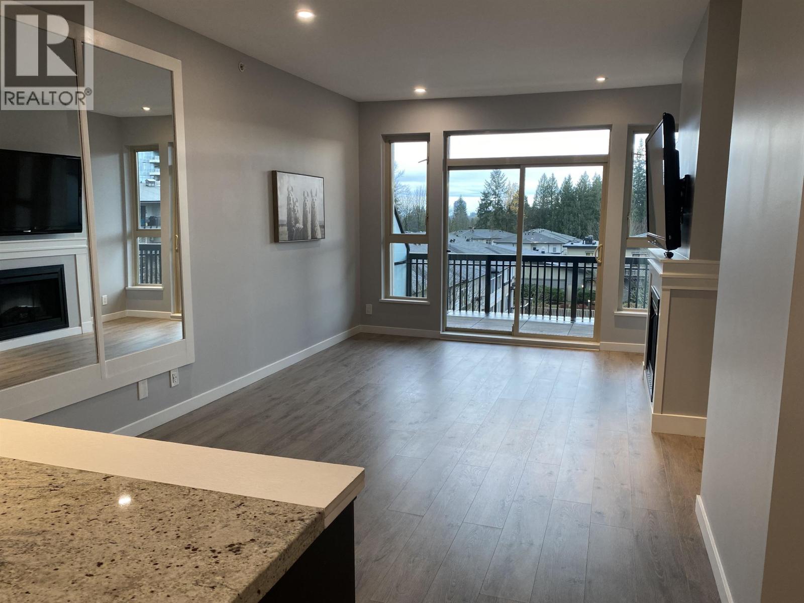 409 1153 Kensal Place, Coquitlam, British Columbia  V3B 0G8 - Photo 4 - R3080040