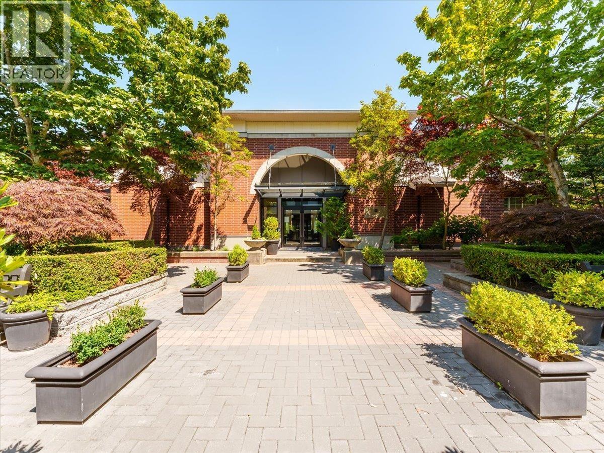 301 9388 Mckim Way, Richmond, British Columbia  V6X 0J7 - Photo 16 - R3080050