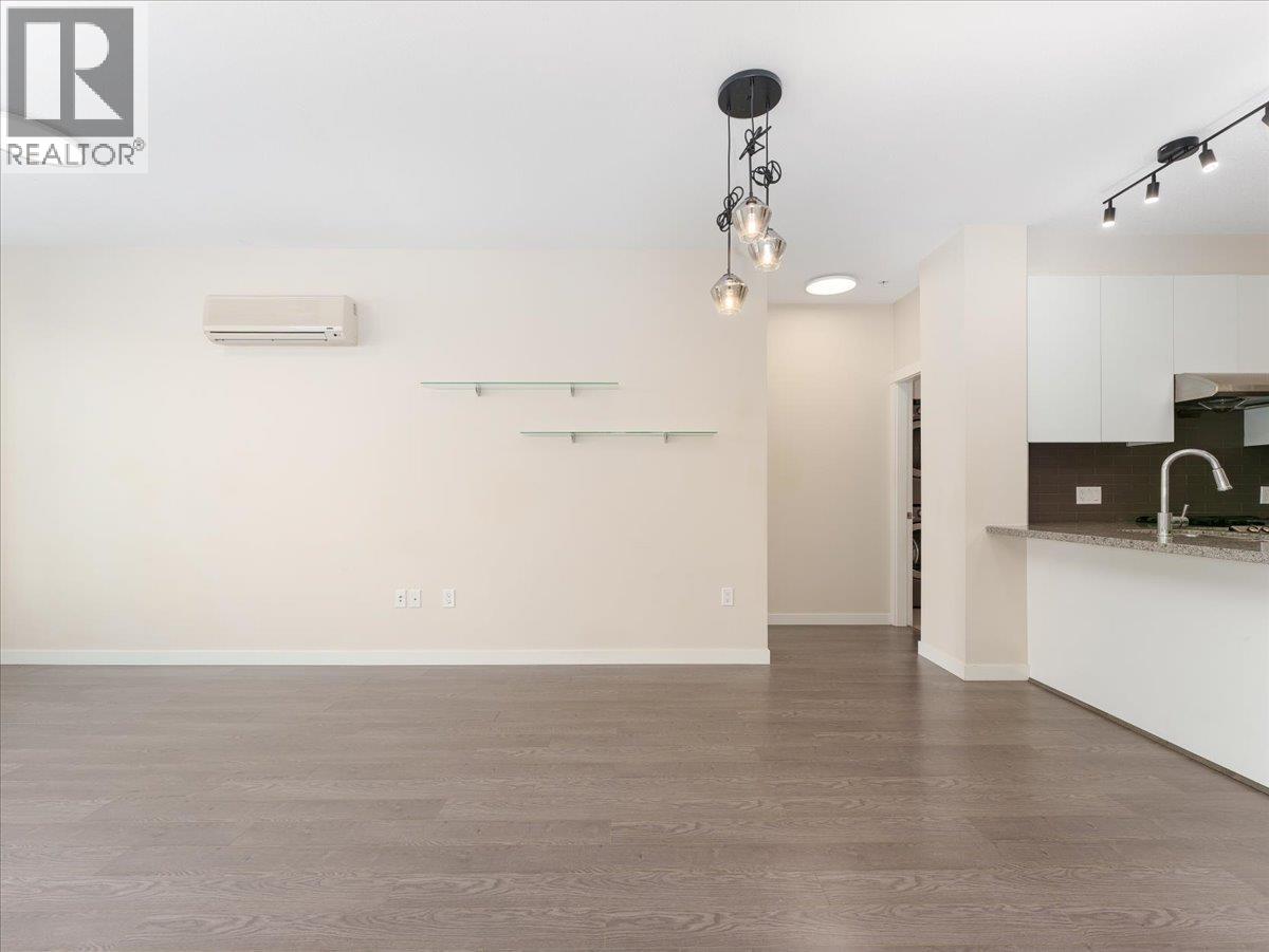 301 9388 Mckim Way, Richmond, British Columbia  V6X 0J7 - Photo 5 - R3080050