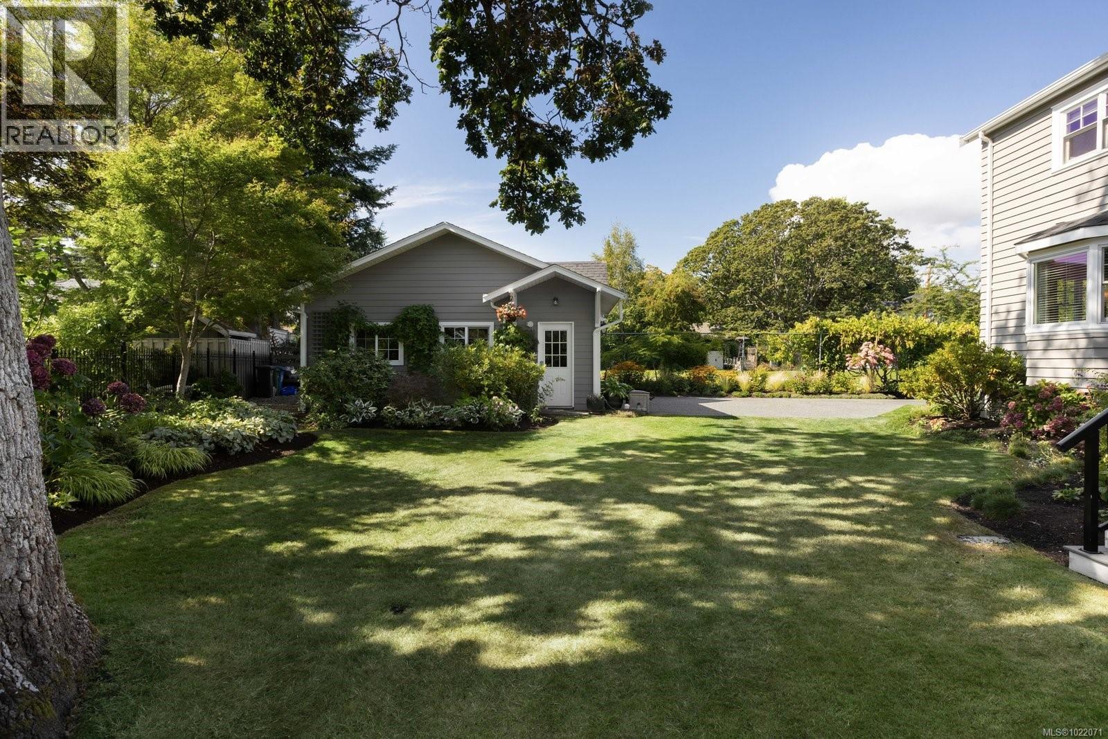 2655 Shady Lane, Oak Bay, British Columbia  V8R 6T6 - Photo 22 - 1022071