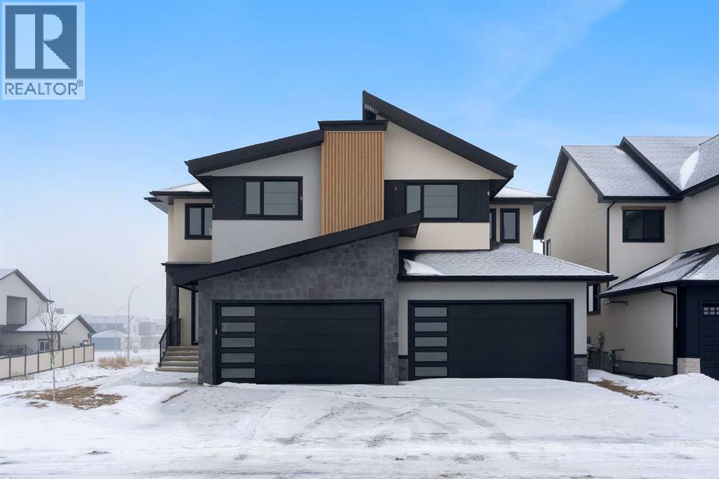 35 North Bridges Glen, Langdon, Alberta  T0J 1X3 - Photo 1 - A2274359